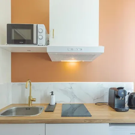 Heritage 14 - Hypercentre - 2 Pers דירה טרואה